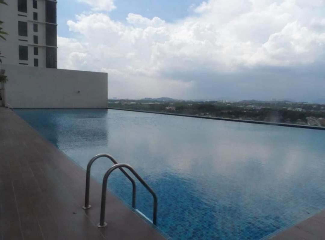 شقة Mhb 30 Sulte Evo Soho Bandar Baru Bangi Free Netflix And Wifi المظهر الخارجي الصورة